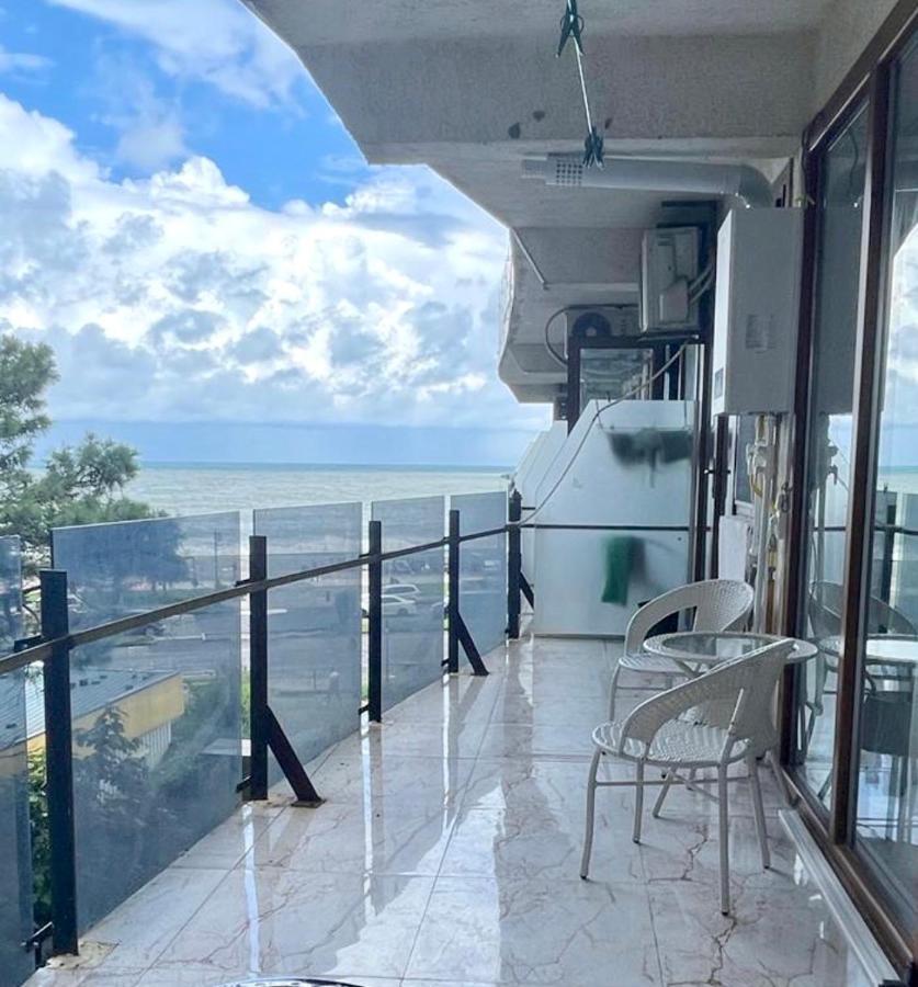 Daniel Sea View Apartment Batumi Exterior photo
